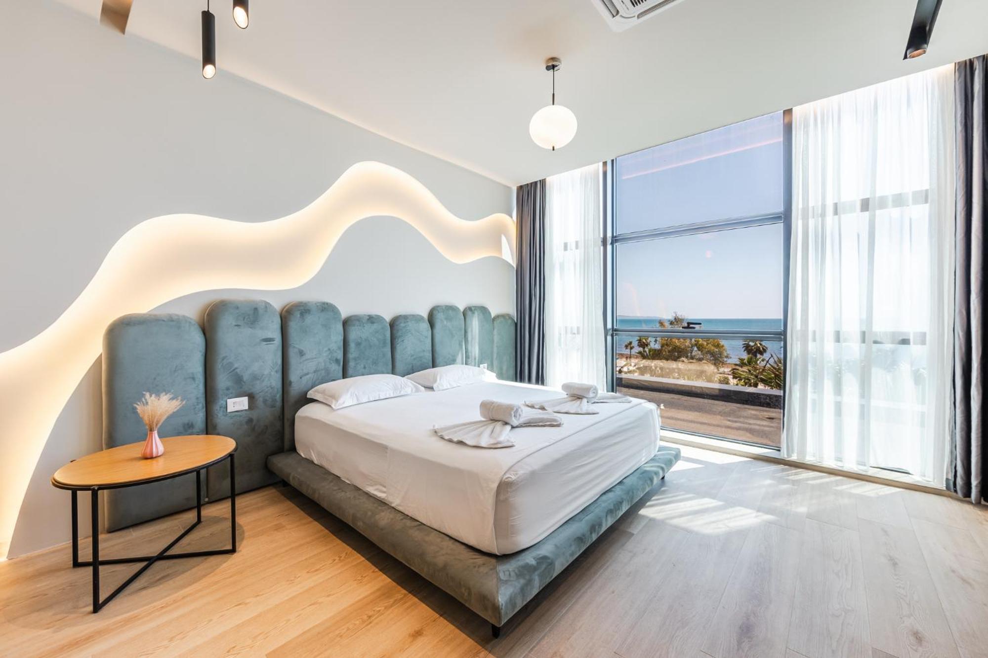 Marina Luxury Suites By Ps Durrës Exterior foto